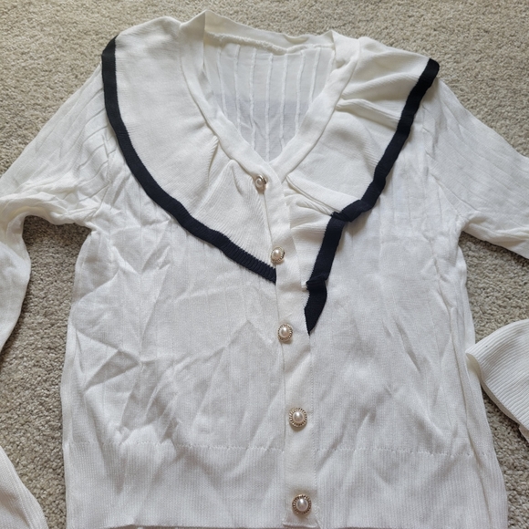 Ruffled sweater - Picture 3 of 7